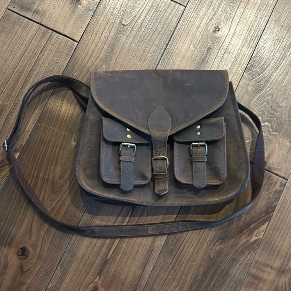KomalC Leather Saddle Bag - Picture 1 of 4